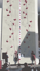 就别|妹子坐电梯就别扭来扭去了,快扶稳小心别摔了