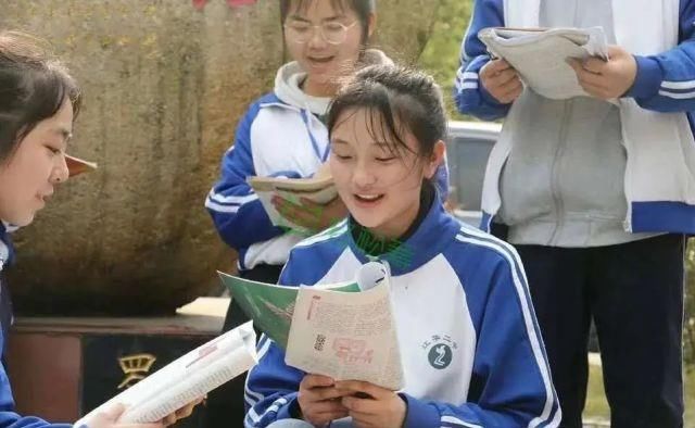  家长|一场突发车祸：1个孩子死亡，6个孩子重生，1000万家长陷入沉默……