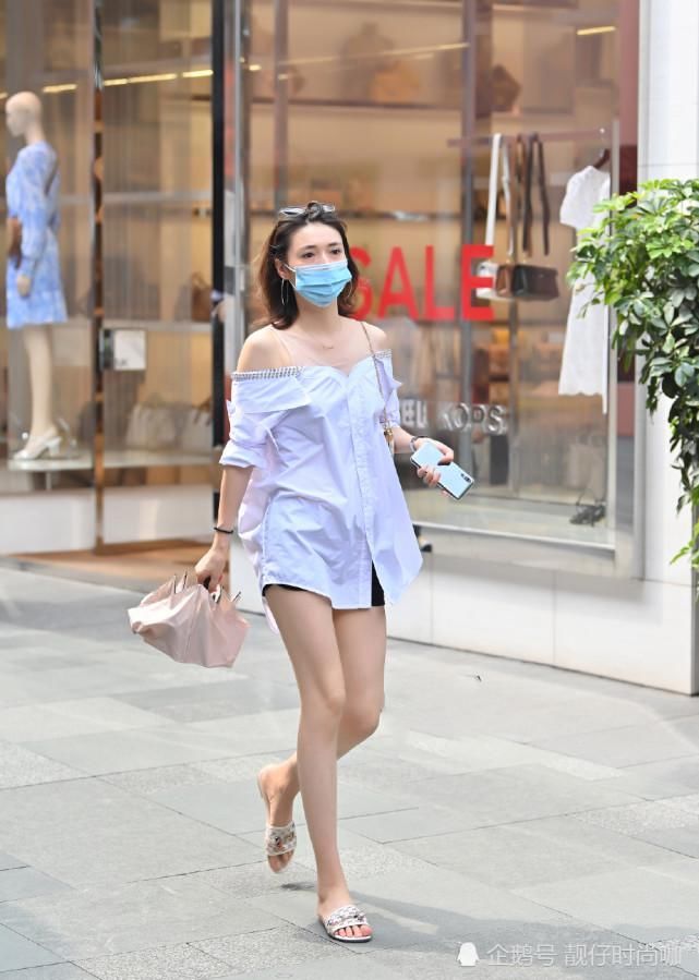  个性|好身材配上个性穿搭，美得清新又自然，搭配简单也很美！