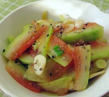 包羊|精选美食:鲜果粽、可乐排骨、腌瓜皮、风味鱼包羊的做法