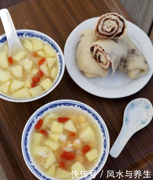 午餐|特殊的日子，自然要记录下来，晒晒昨天的早餐和午餐