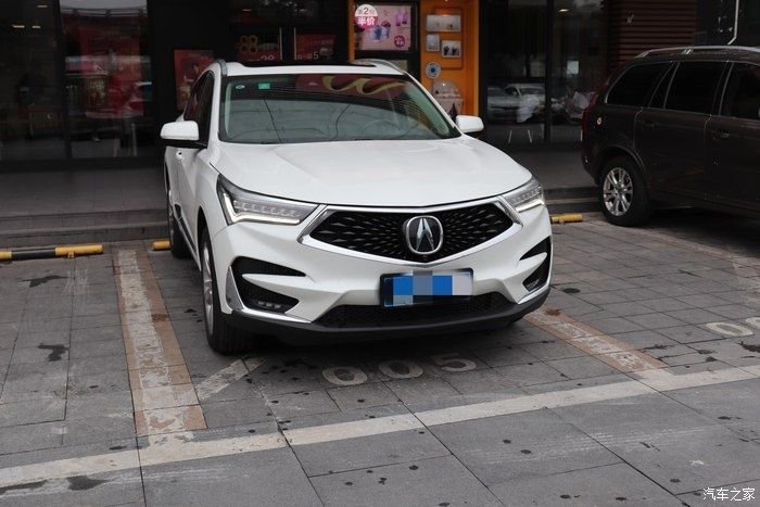  RDX|下雨之前拍了几张讴歌RDX，今天就和大家分享一下