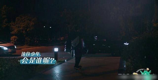  嘉宾|《夏日冲浪店》嘉宾王一博的第一次飞行，哥哥怎么会这么生锈