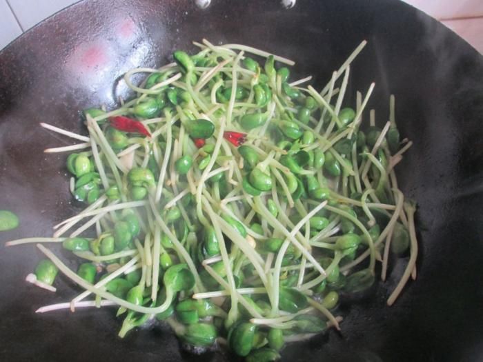  做法|此菜做法简单炒炒好，每天晚餐来一盘，瘦出小蛮腰，远离小肚腩