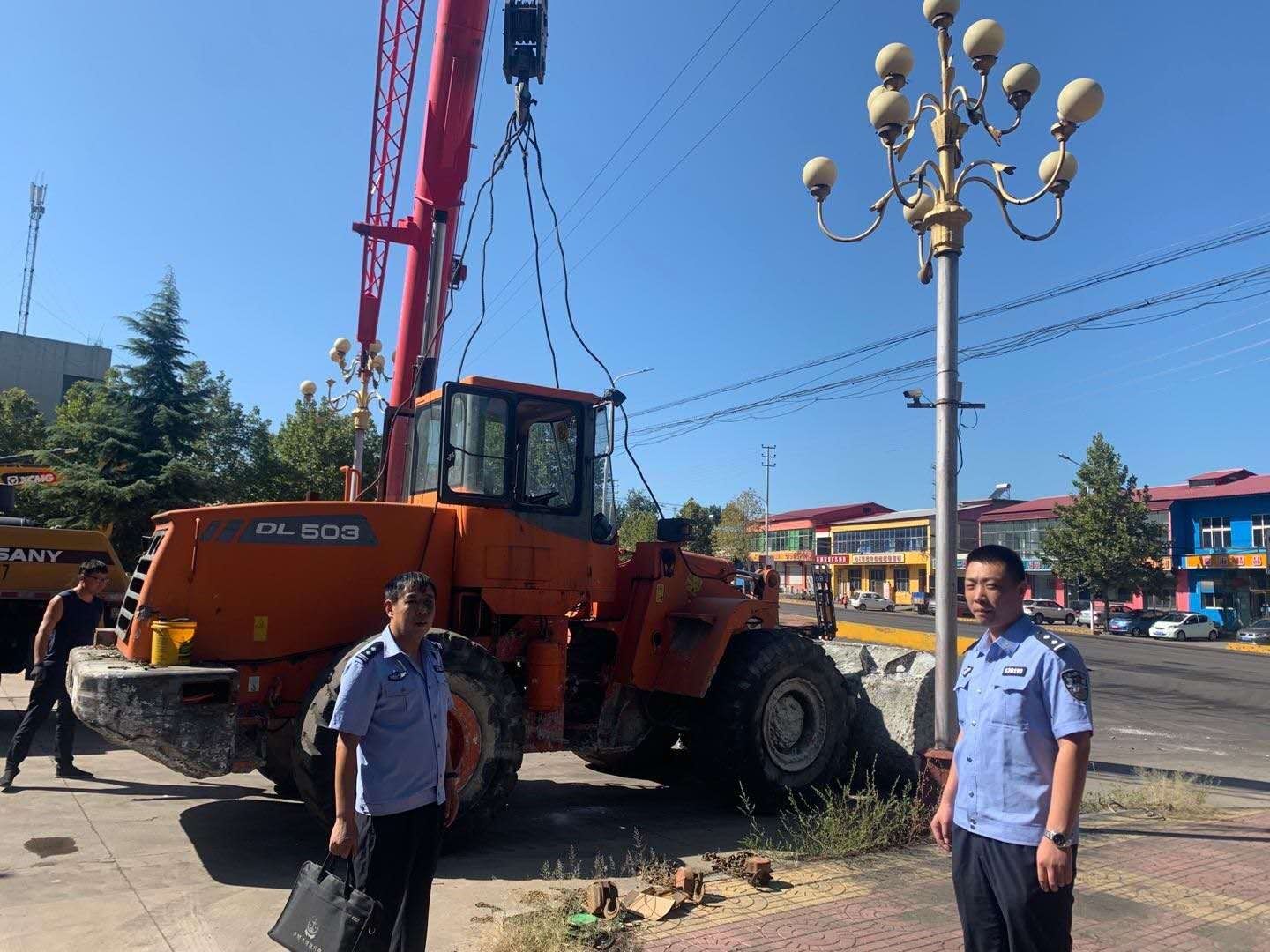 图为执行人|井陉法院通过网拍查封设备执结一起买卖合同纠纷案