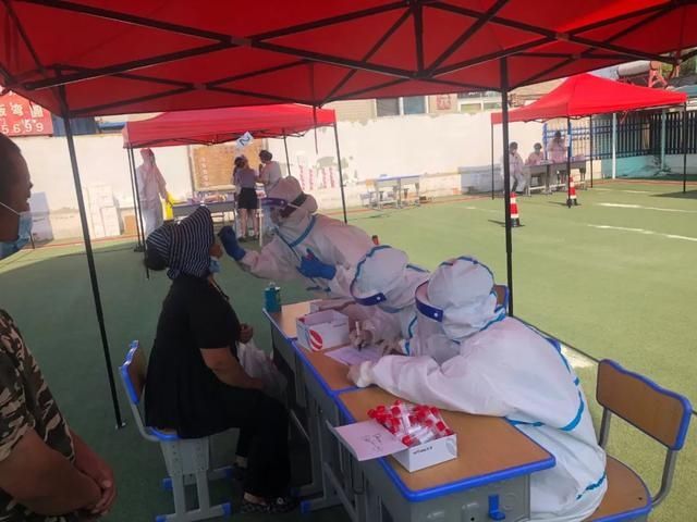  核酸检测实|大连：核酸检测，24小时“火力全开”！