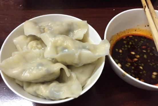  饭店|饭店给肉馅去腥时，大厨告诉我，放料酒是大忌，这方法值得一看