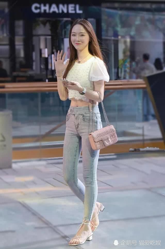  搭配|形形色色的美女，时尚穿搭，风格各异