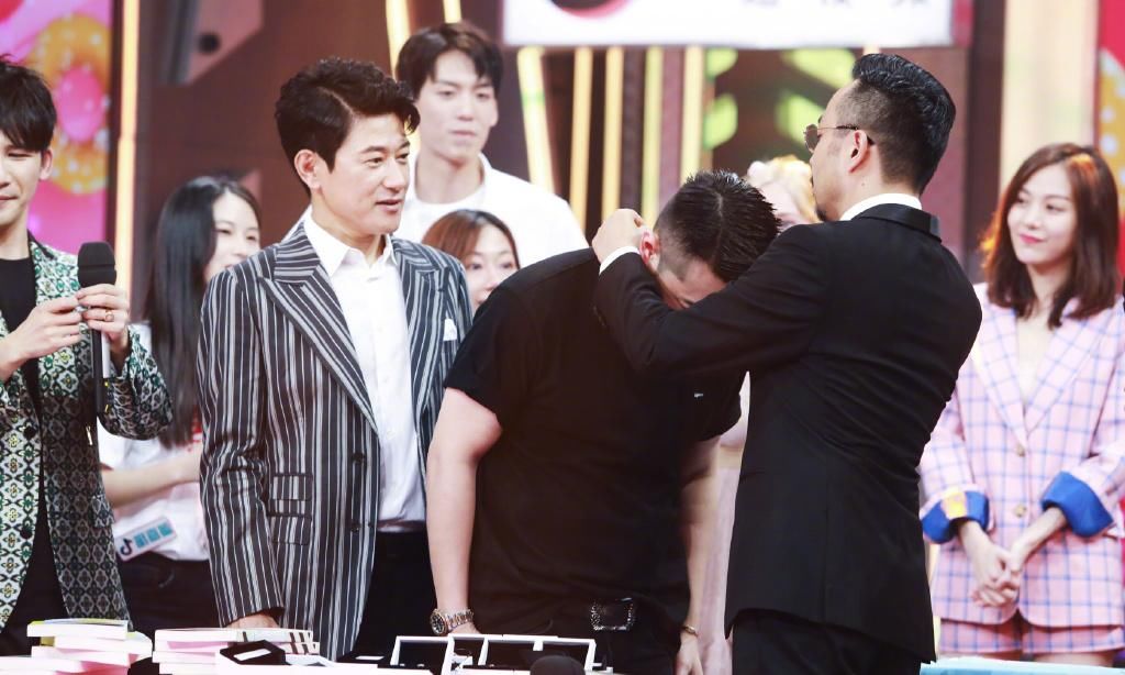  收视率|周末综艺大洗牌！《天天向上》收视率跌到0.38%《极限挑战》2.57%