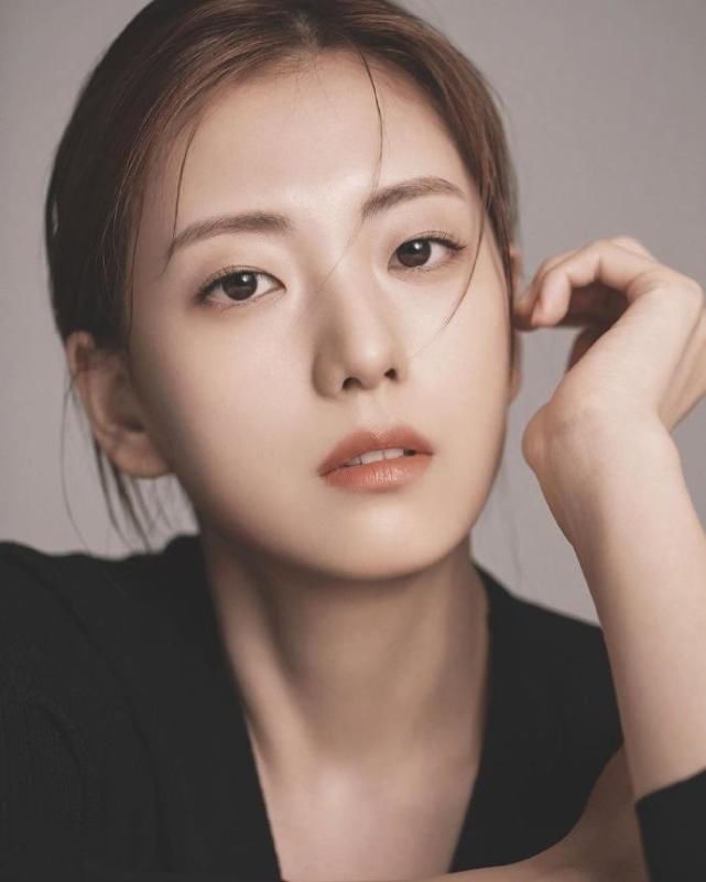 糖饮料|韩国女生人均“雪花肌”，只因坚持了这4个细节，皮肤会晶莹剔透