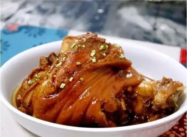 金针|精选美食:爽口金针菇、砂锅金针冻豆腐、西兰花炒蘑菇、东坡肘子