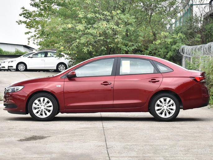  搭载|比朗逸帅气的合资家用车，搭载113马力＋6AT，油耗5.9L