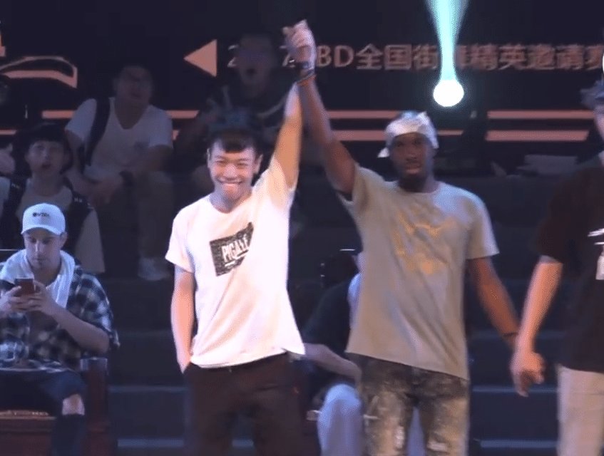  比赛|老对手重聚《街舞3》 九年前战胜王一博的少年出现在海选现场 全程没有镜头十分神秘