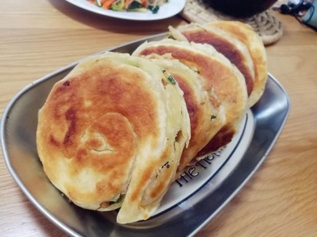  适量|酥的掉渣的油饼，却一点都不干，咬一口超软，详细制作方法我教你