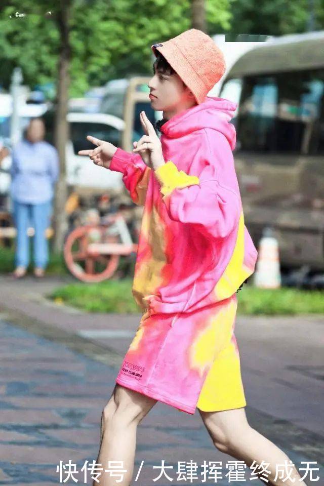 男友|潮酷男孩王鹤棣，男友穿搭快来get