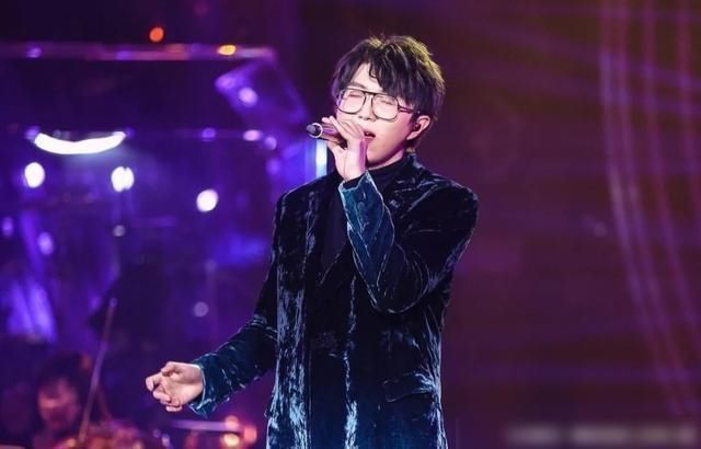  然袭击|黄霄云成功突袭毛不易让人发笑，“输”在哪里？