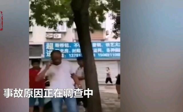  人员|山东济南一大巴车途中发生爆炸，受爆炸波影响，旁边商铺受损严重