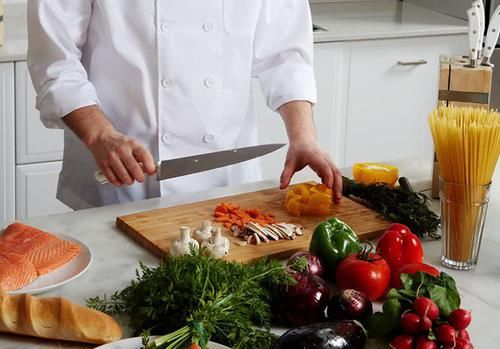 到位|中餐为什么没有日料精致?中国厨师几句话分析到位,不服不行