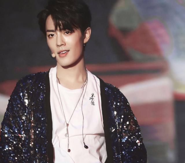 肖战的镜头|肖战参加《王牌对王牌》粉丝感叹幸福来得太突然，支持正能量吧