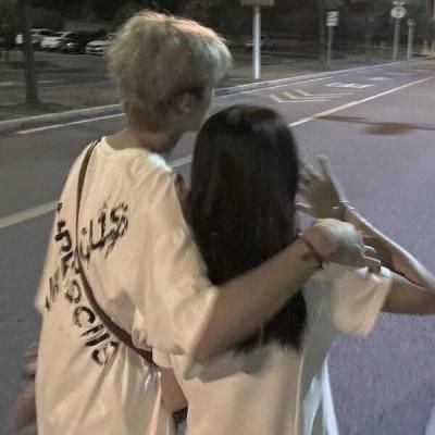 挠头|女孩子“突然”秒回这3条QQ消息？大猪蹄子别挠头了，她暗恋你吖