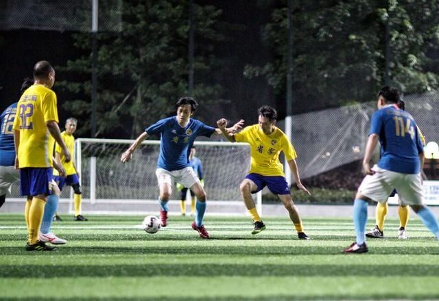  友足球协会|省实人精英足球赛揭幕，150多名校友积极参与