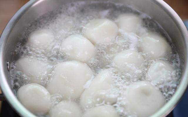  花生米|很少人听说过的甜点糖不甩，在广东特别有名，还代表爱情