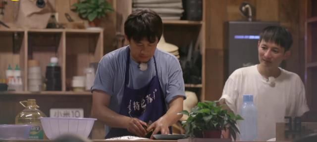 关系户|亮点不断!《向往的生活》迎来最强关系户,盼了三期,何炅终圆梦