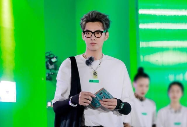  郑爽|吴亦凡：你为什么来潮流节目？郑爽：因为你啊！奇怪的CP增加了