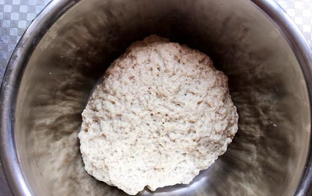  将面筋|家常烤面筋的做法，自制面筋，香辣不用买，一次吃够，教你制作