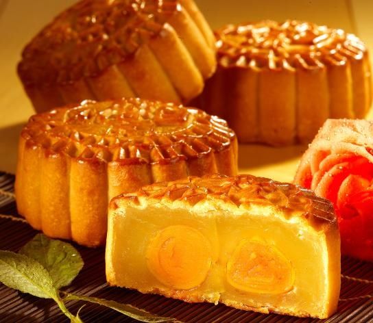 冰箱|月饼放冰箱保存就错了，吃不完的月饼这样放，2个月依然新鲜美味