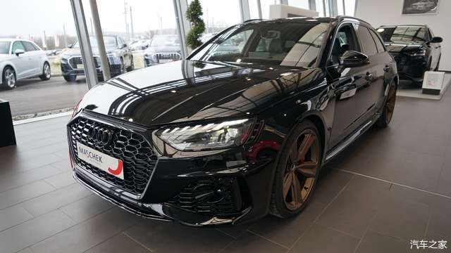  造型|新款奥迪RS4旅行版，运动个性的风格，实用性强