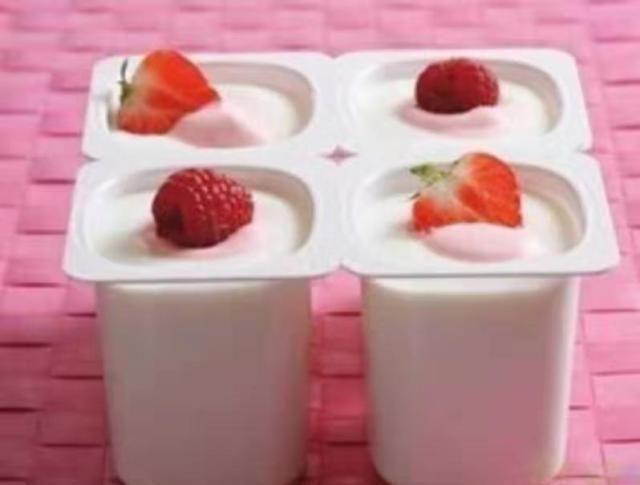 薄荷糖|那些“不走寻常路”的零食包装,网友设计师我们出来聊聊