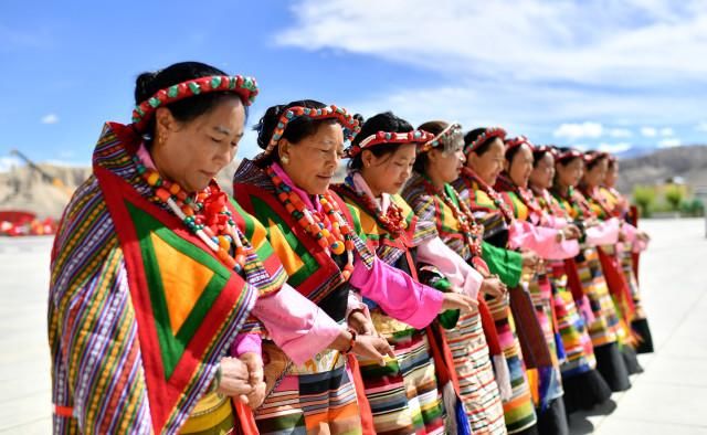  区札达县托林广场|“藏西秘境”的文化瑰宝——古格宣舞