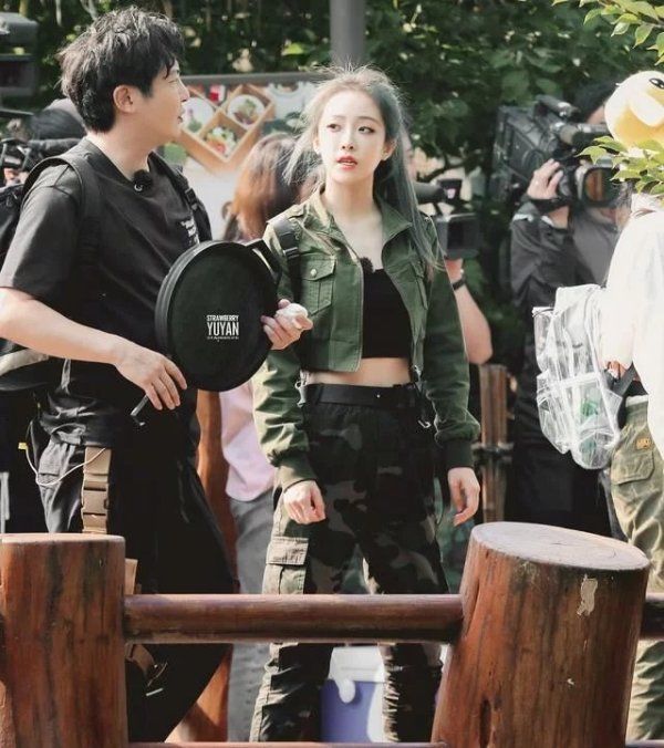  路透|THE9组团上《极限挑战6》，全员路透照流出，我却只留意到孔雪儿