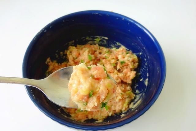  健康|这菜人人爱吃，只有在家自己做吃着才放心，健康又实惠，香