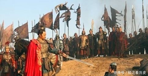 语道|鸿门宴中,范增为何不埋伏刀斧手砍了刘邦?苏东坡一语道出玄机!