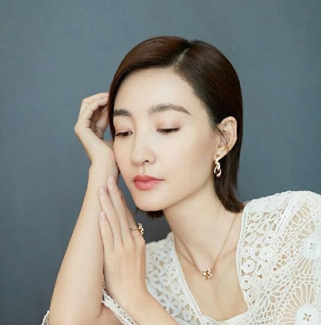  秘密|王丽坤因手劲大上热搜，网友：这个秘密不是第一天才知道！