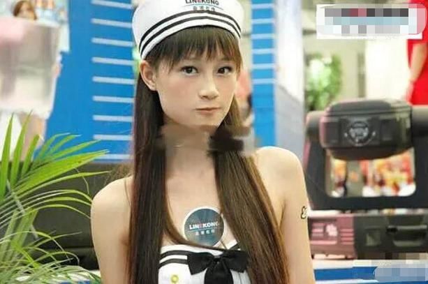 脸型|蓝盈莹早年旧照被扒,大方脸型眼距窄小,与如今精致长相判若两人