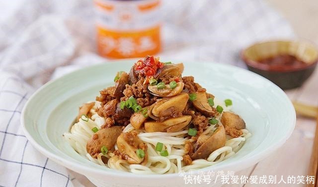 过瘾|吃来吃去,还是这面最过瘾,香软够味,超开胃,天凉吃正好