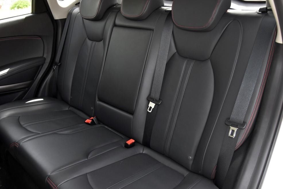  国人|又一国产车“倒下”了，跌4万，30天仅卖了一台，难道国人不懂车？