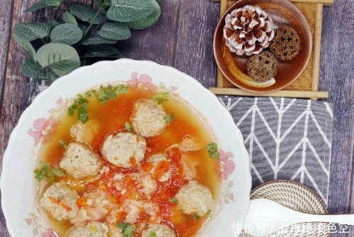  汤鲜|立秋贴秋膘，这菜再贵也要给家人吃，软糯可口醇香，汤鲜又润肺