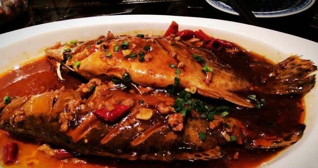 美食|公认“最臭的”6种食物,全吃过的算你有本事