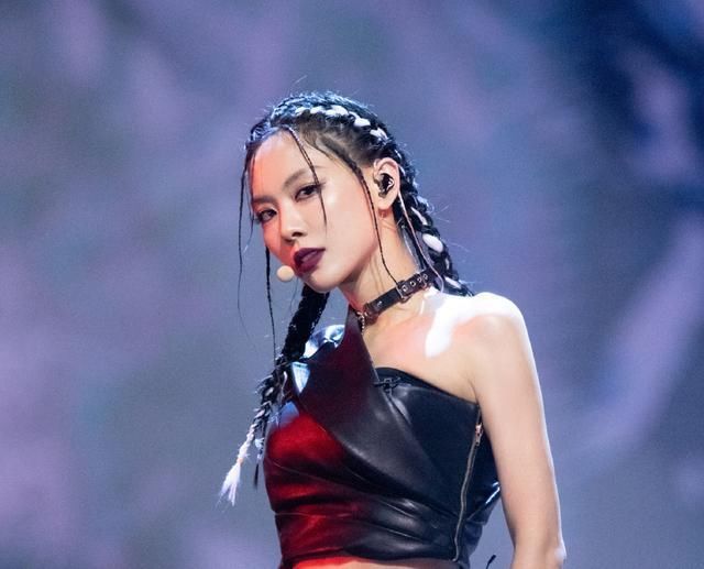 姐姐|《乘风破浪的姐姐》最新排名:王霏霏第5,孟佳第4,榜首厉害了!