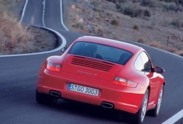 避开|新手开车，能避开以下4个错误操作，说明你很适合开车