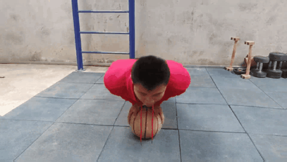 最猛|猛的不行!号称是练胸肌效果最猛的4个动作