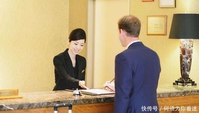 酒店|为什么酒店的前台服务员都是漂亮女孩子? 工资不高还抢着去干