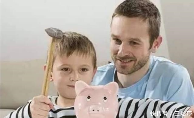 超市|4岁孩子逛超市拿零食忘付钱,超市要求十倍付款,宝妈做法获称赞