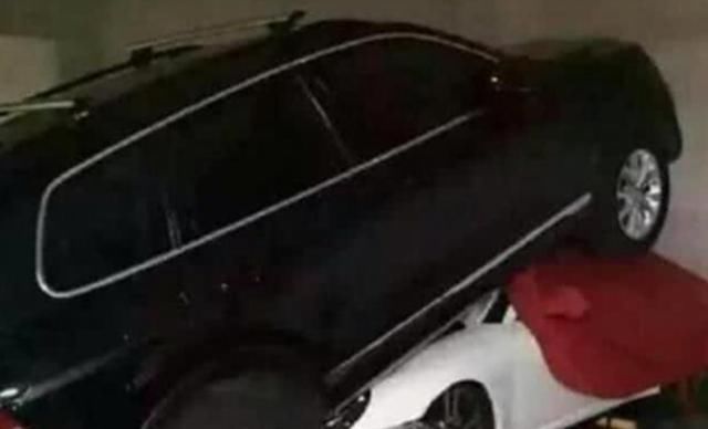  业主|保时捷霸占车位，女司机叫嚣“有种开上来”，业主：那就成全你！