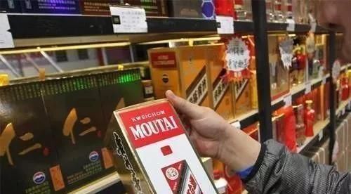 酱香型白酒|为什么领导们只喝酱香酒?如何能买到一瓶好的酱香酒?答案在这里