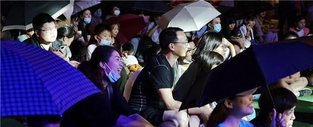  玩起|85 后 IT 经理跨界玩起脱口秀，还将登上《奇葩说》